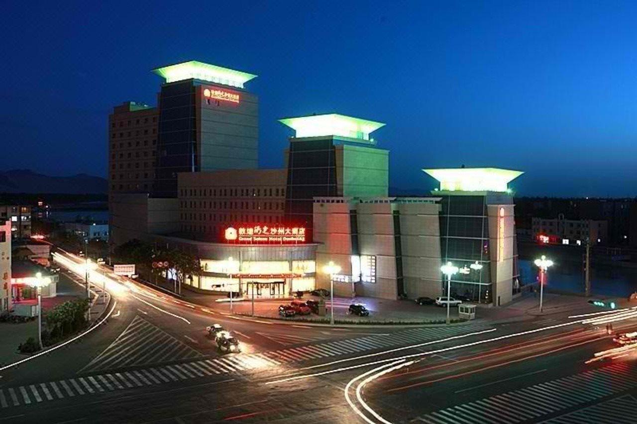 Grand Soluxe Hotel Tun-chuang Exteriér fotografie
